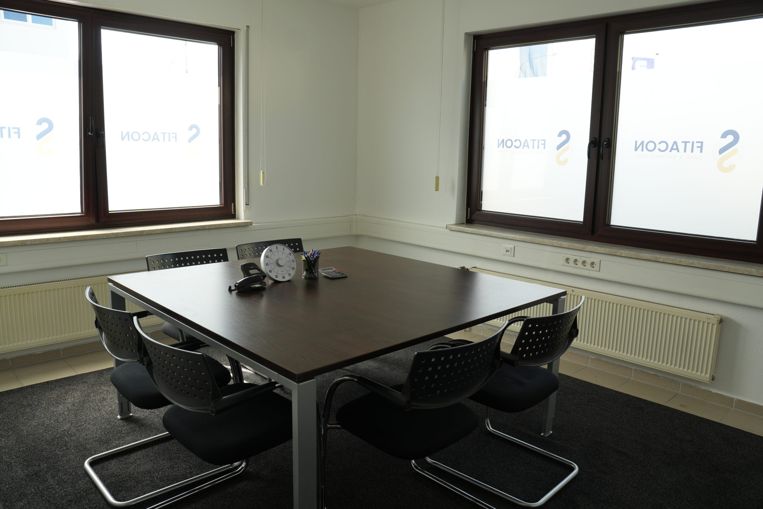 Besprechungsraum der FITACON GmbH in Mühlheim am Main